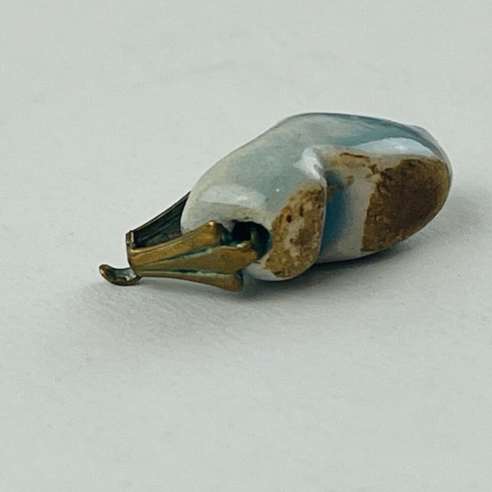 VTG Blue Dutch Shoe Clog Holland Amsterdam Charm Pendant Tiny Porcelain ? White - Picture 13 of 14